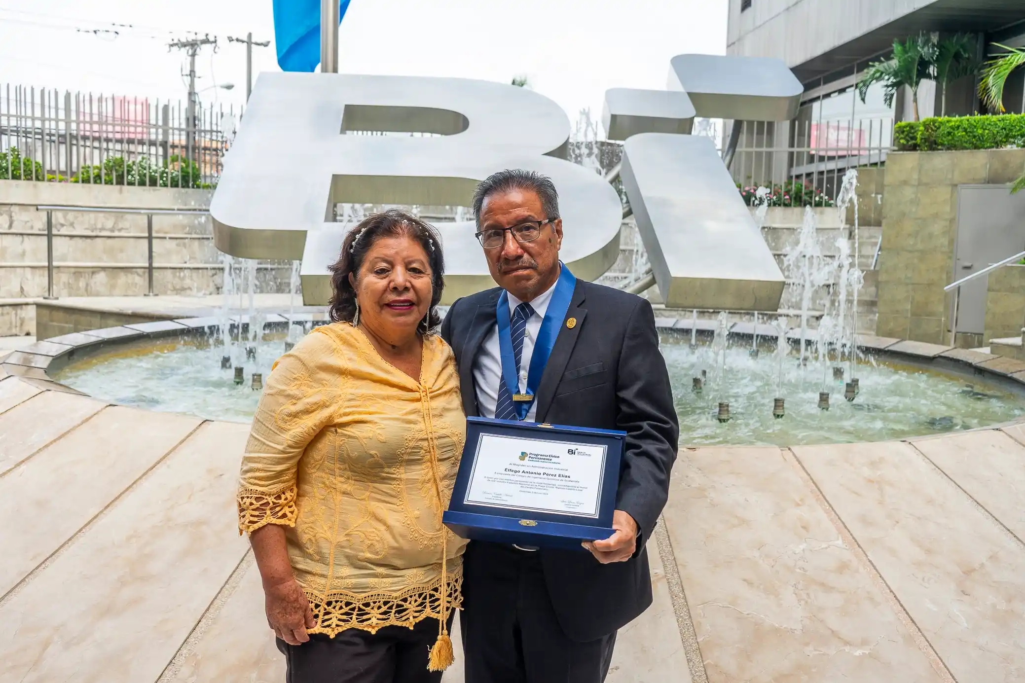 Homenaje ÉLFEGO ANTONIO PÉREZ