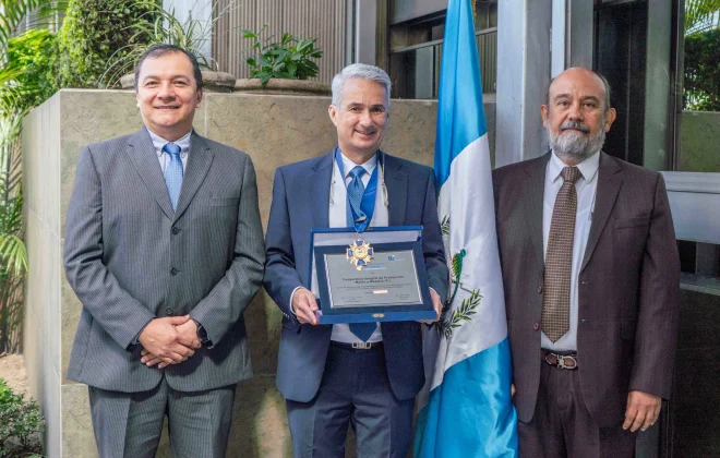 Homenaje Cooperativa de Ahorro Integral Madre y Maestra R.L.