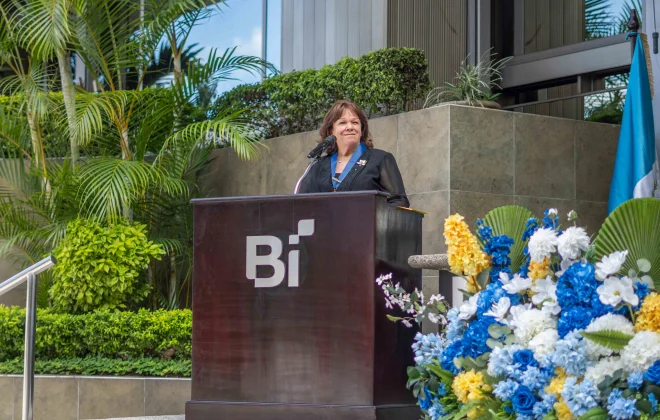 Homenaje Licda. Ada Eugenia Mendez Tarano 