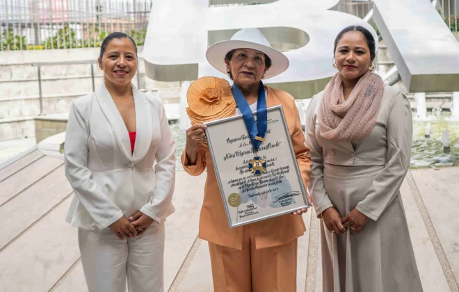 Homenaje Neira Virginia Herrera Pinelo