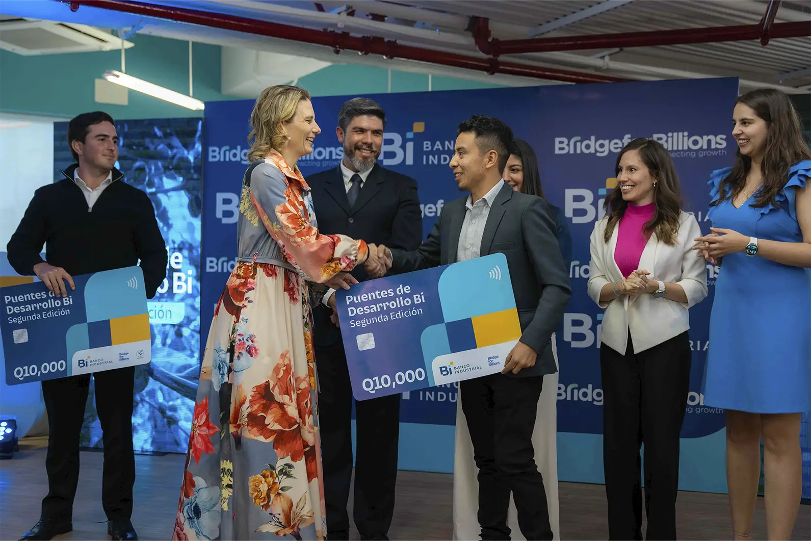 Banco industrial y Bridge for Billions presentan a los ganadores de la segunda edición del programa Puentes de Desarrollo Bi